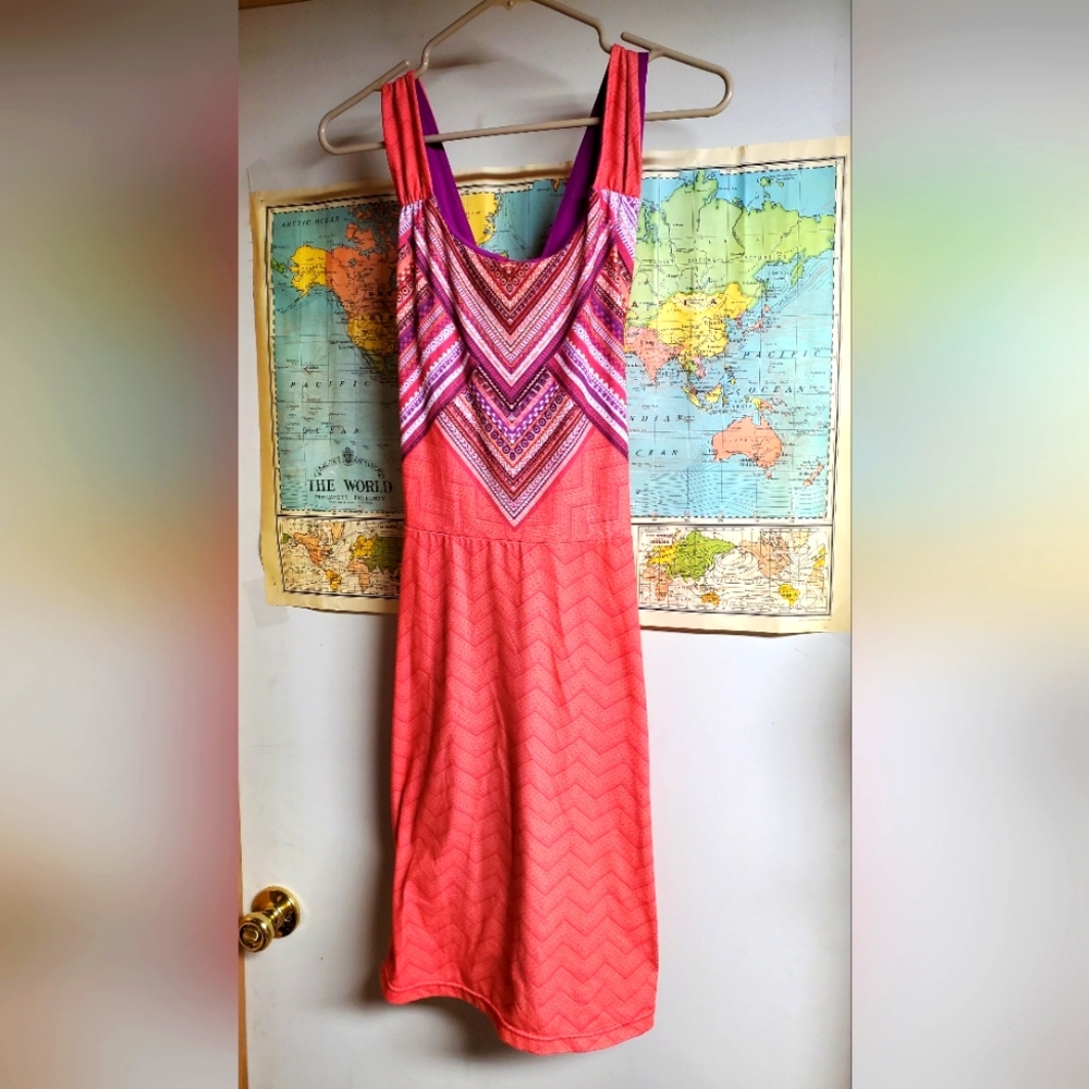 Prana brand pink and salmon cross back dress with removable cups size small/ 6